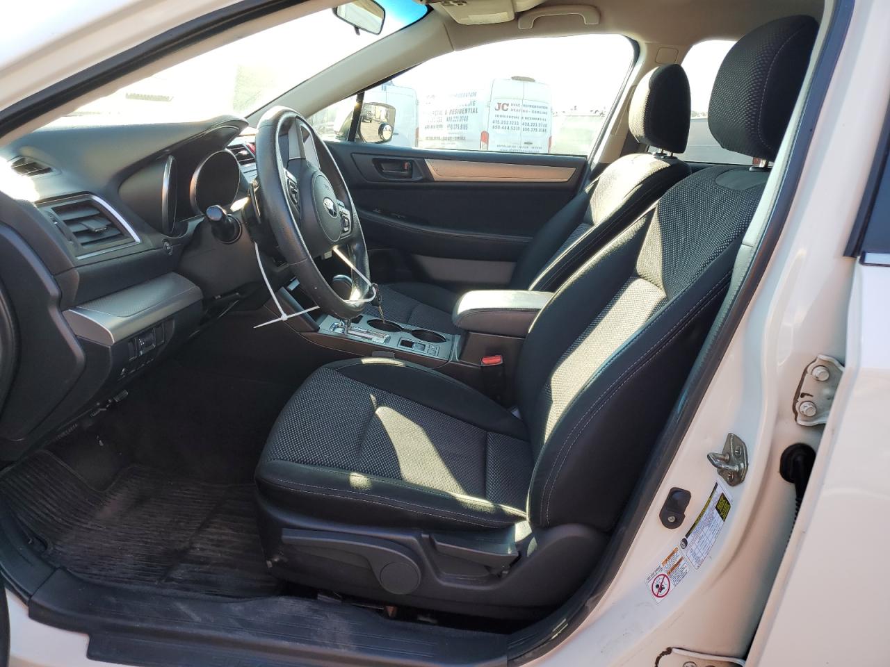 2015 Subaru Outback - Image 7