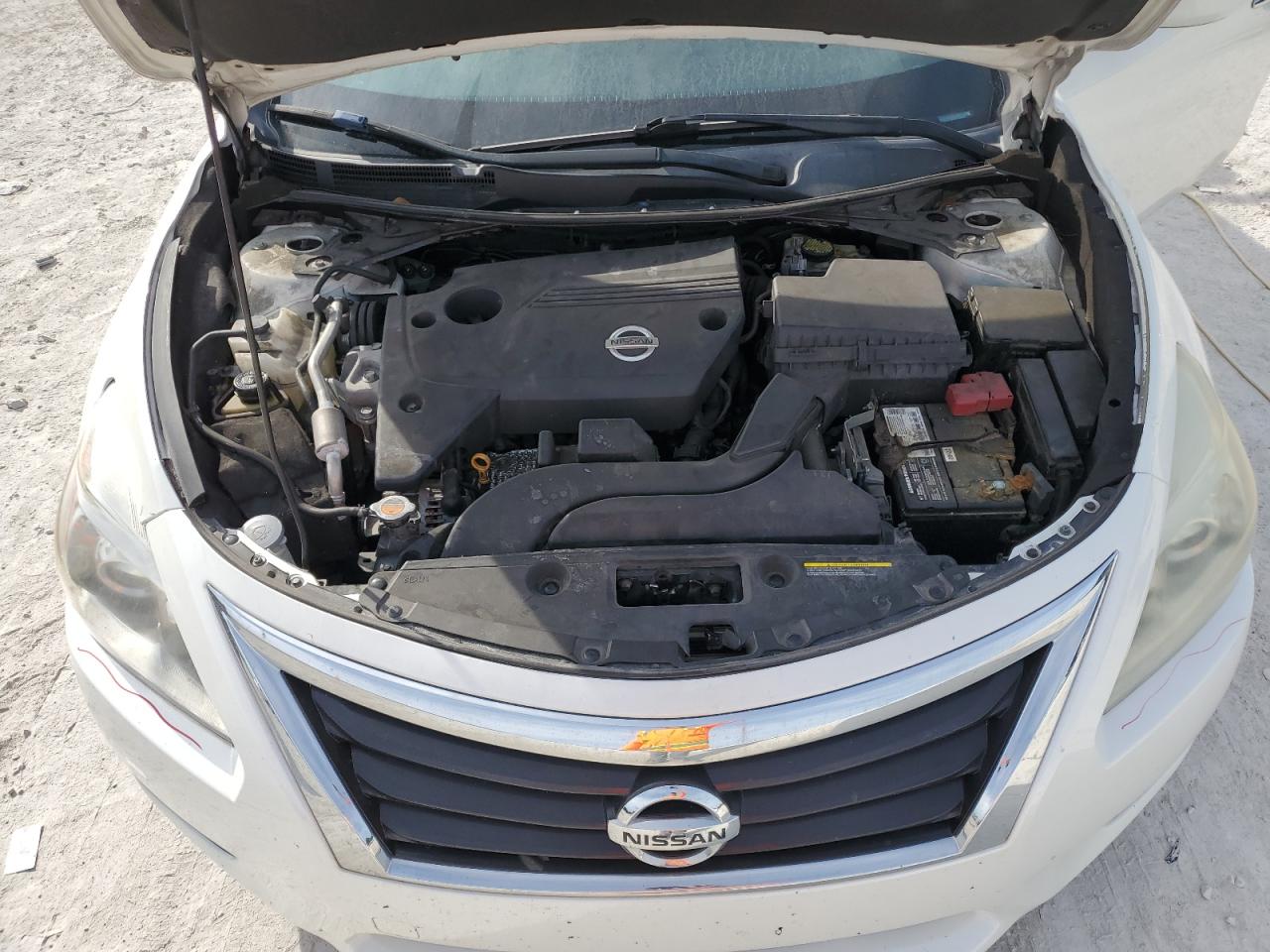 2015 Nissan Altima - Image 11