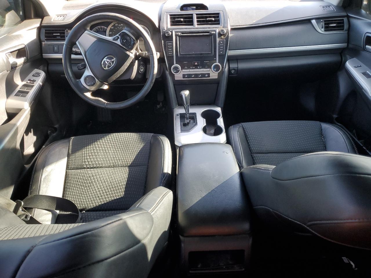 2013 Toyota Camry - Image 8
