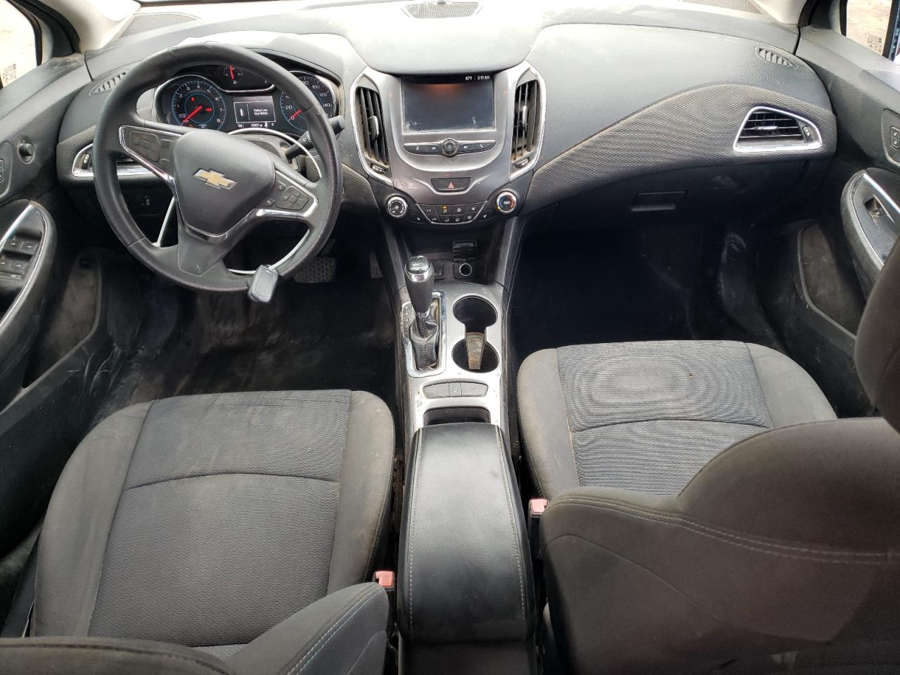 2018 Chevrolet Cruze - Image 8