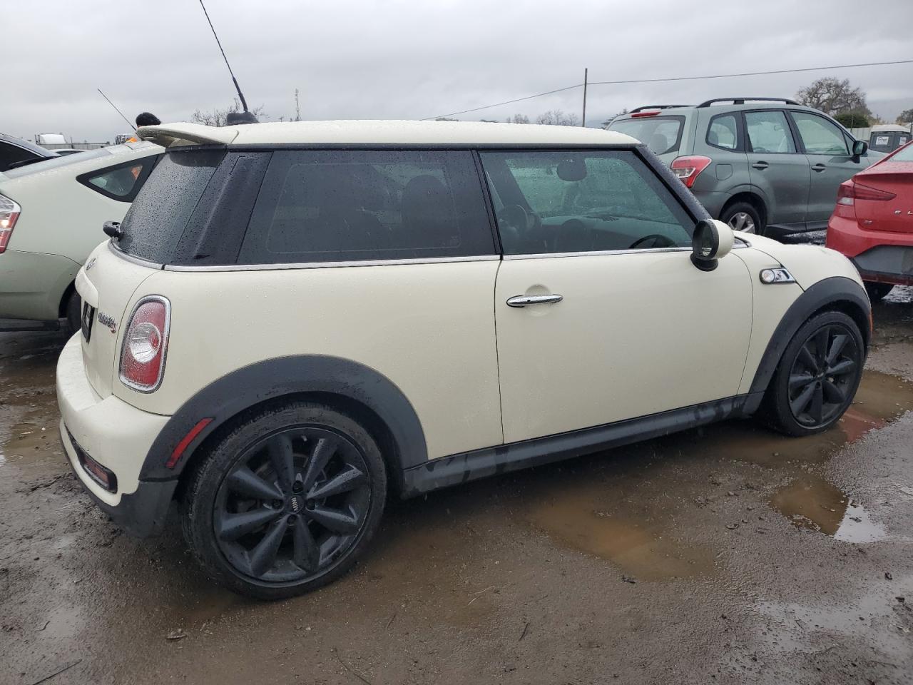 VIN WMWSV3C50DT395351 2013 MINI COOPER no.3