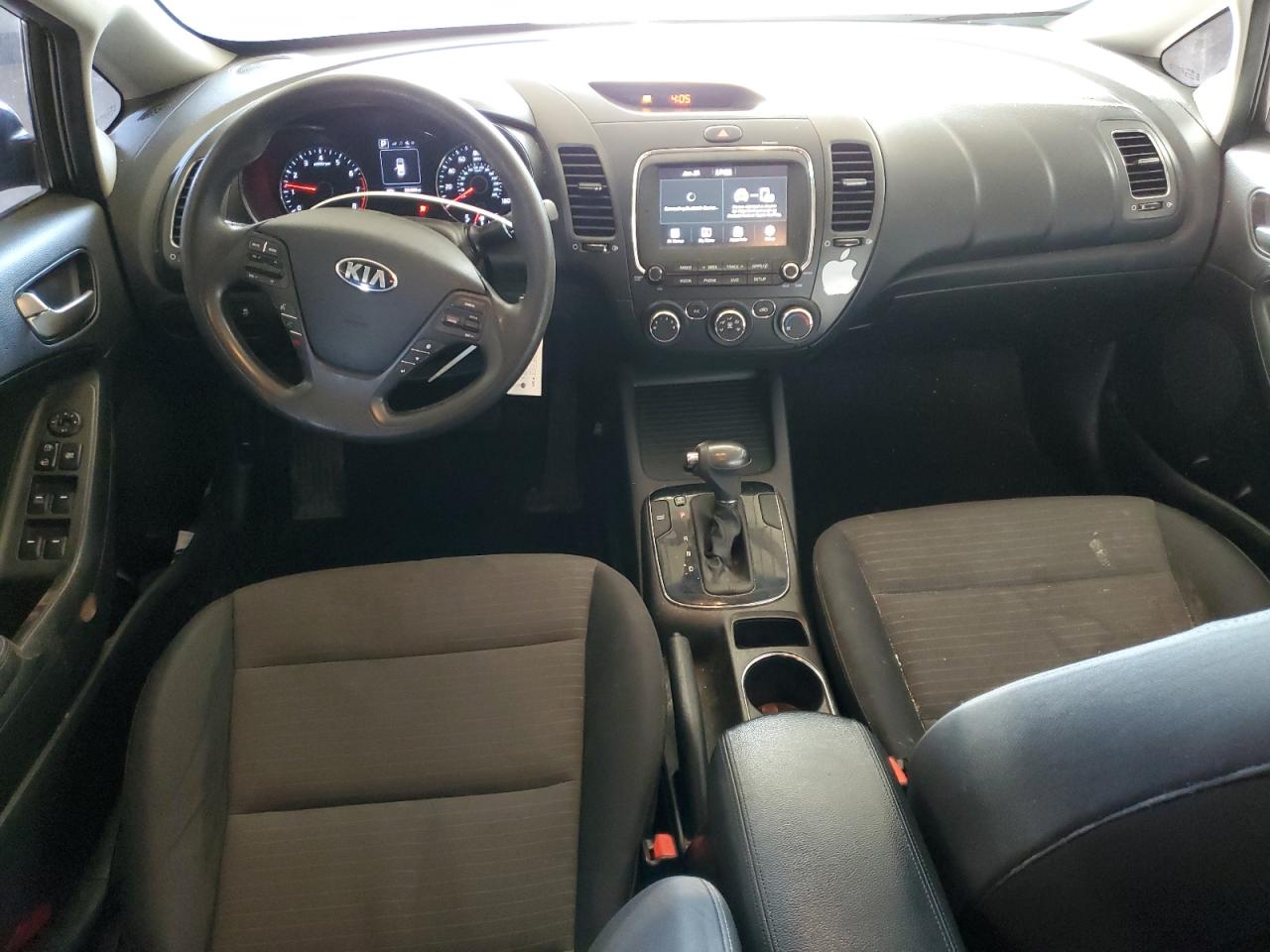 2018 Kia Forte - Image 8