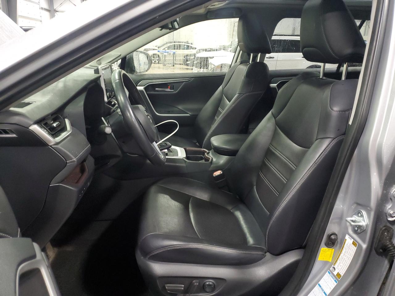 2019 Toyota RAV 4 - Image 7