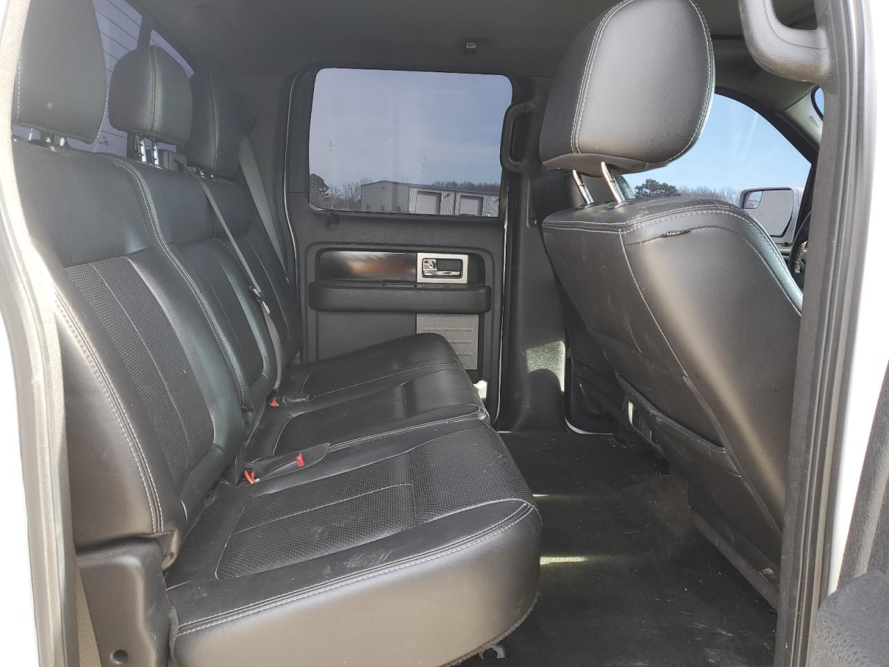 2012 Ford F-150 - Image 10