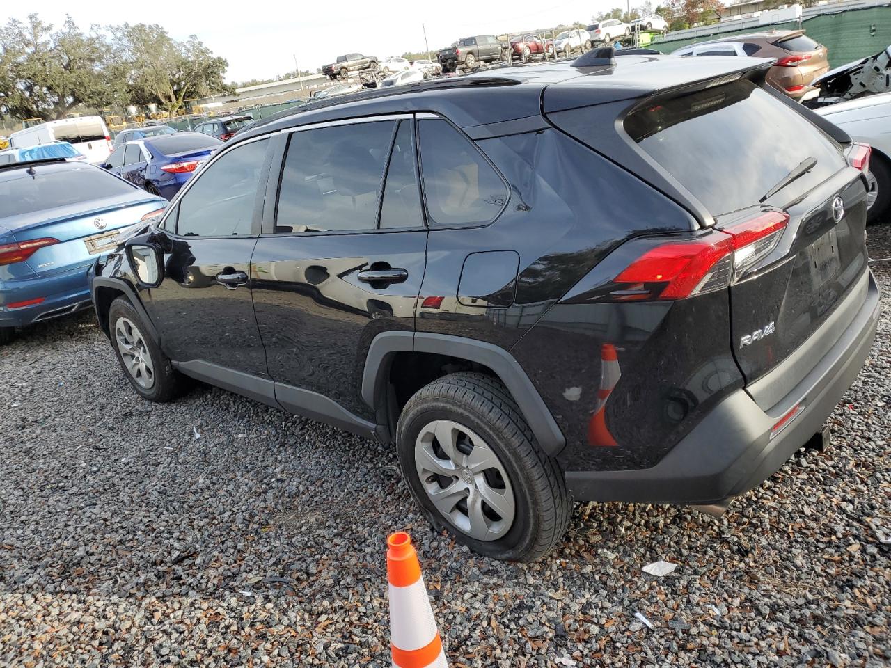 2019 Toyota RAV 4 - Image 2