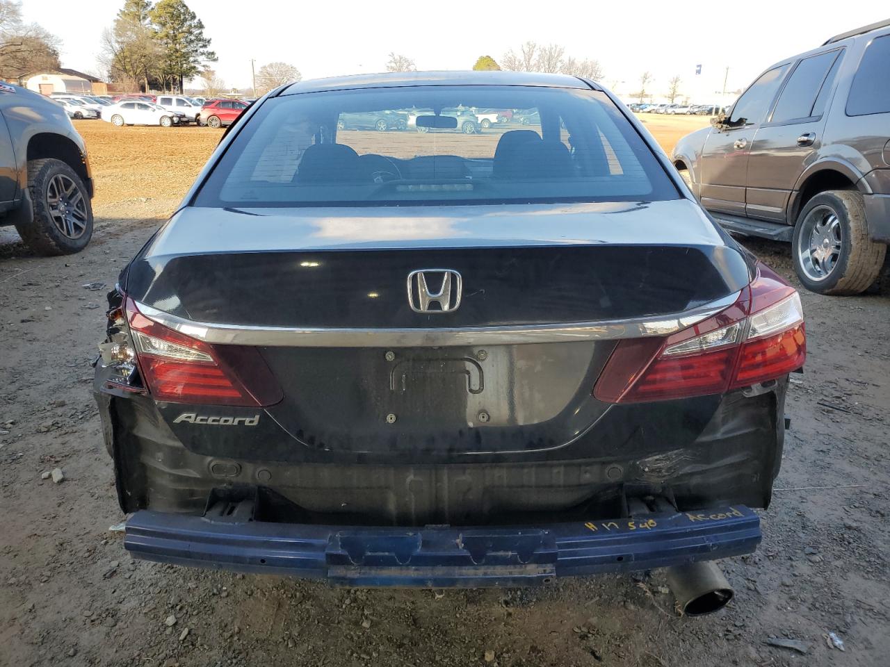 1HGCR2F31HA110367 HONDA ACCORD 2017