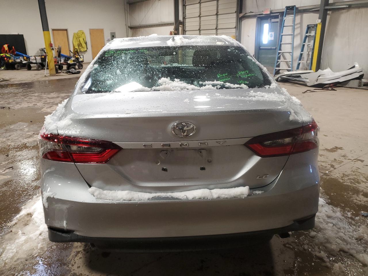 2022 Toyota Camry - Image 6