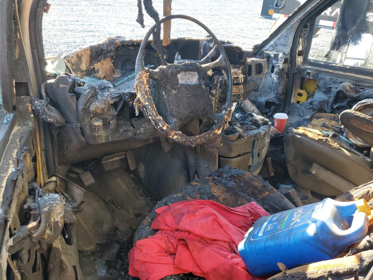 1999 GMC Savana - Image 8