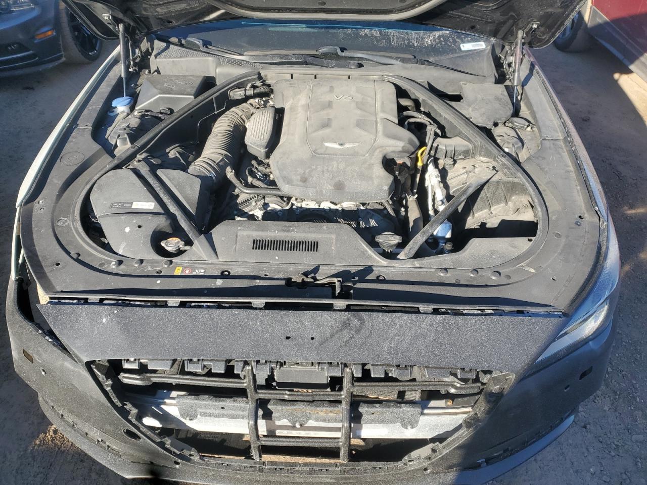 2018 Genesis G80 - Image 11