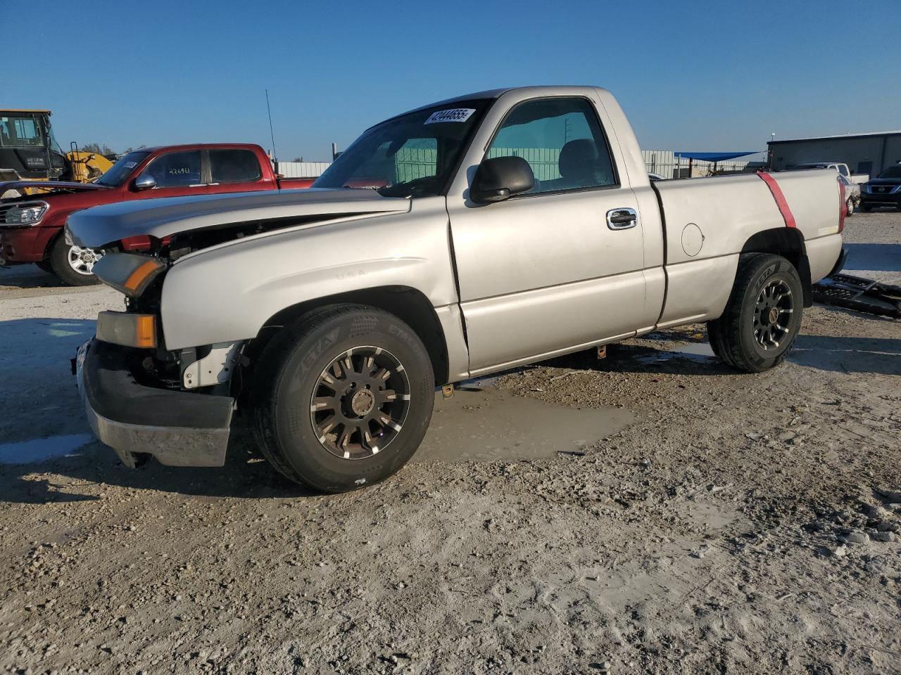 2006 Chevrolet Silverado - Image 1