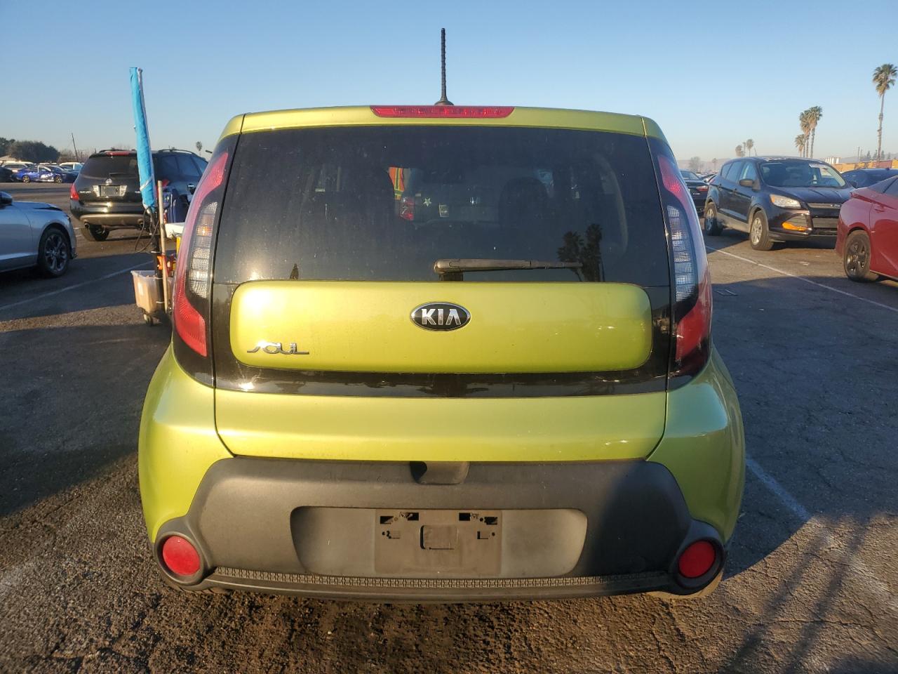 VIN KNDJP3A5XE7038670 2014 KIA SOUL no.6