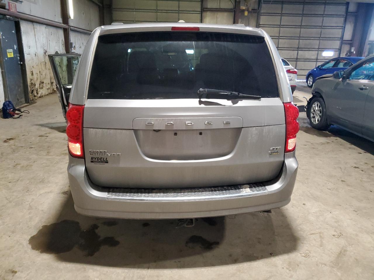 2018 Dodge Caravan - Image 6