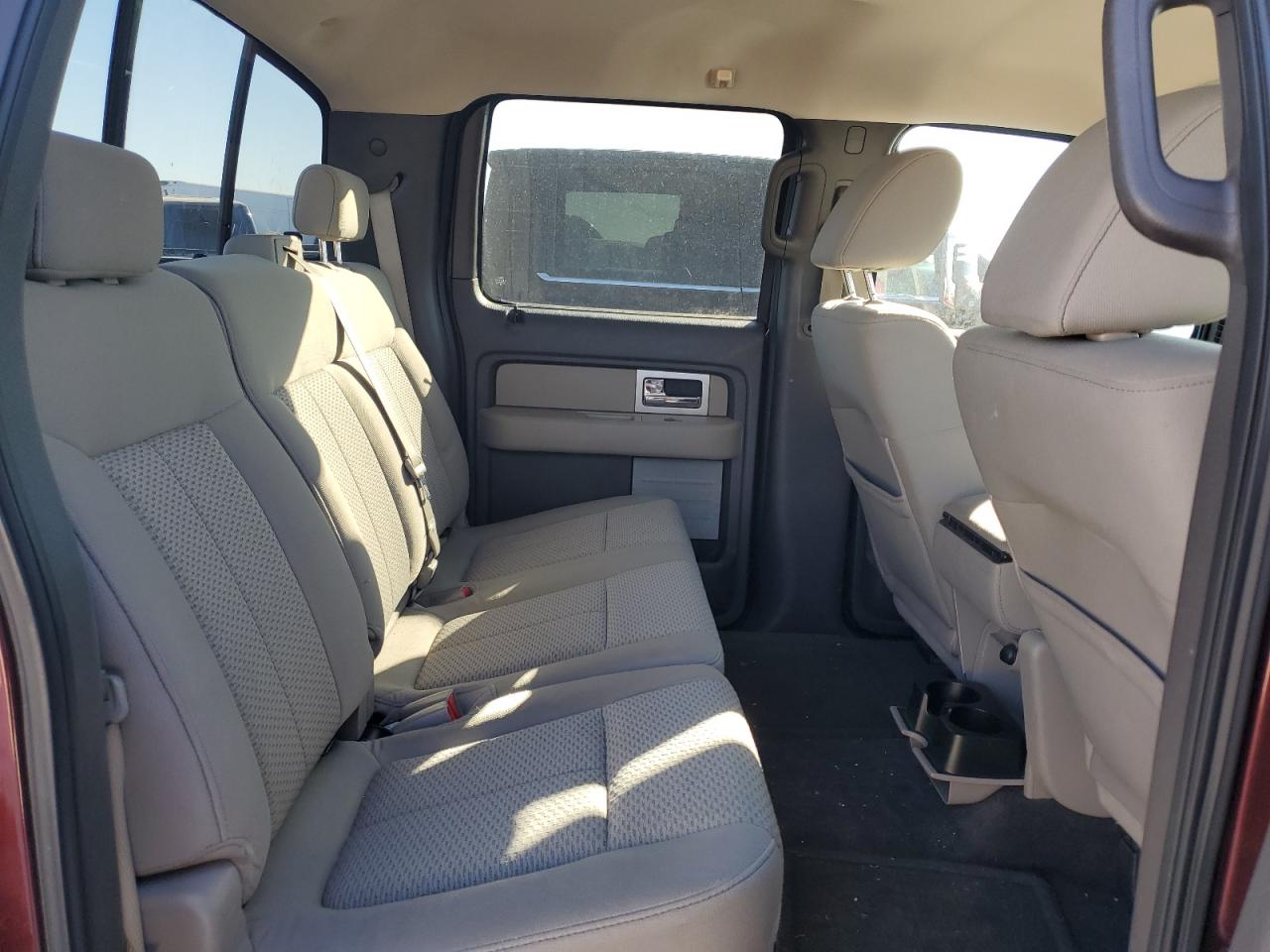 2009 Ford F-150 - Image 10