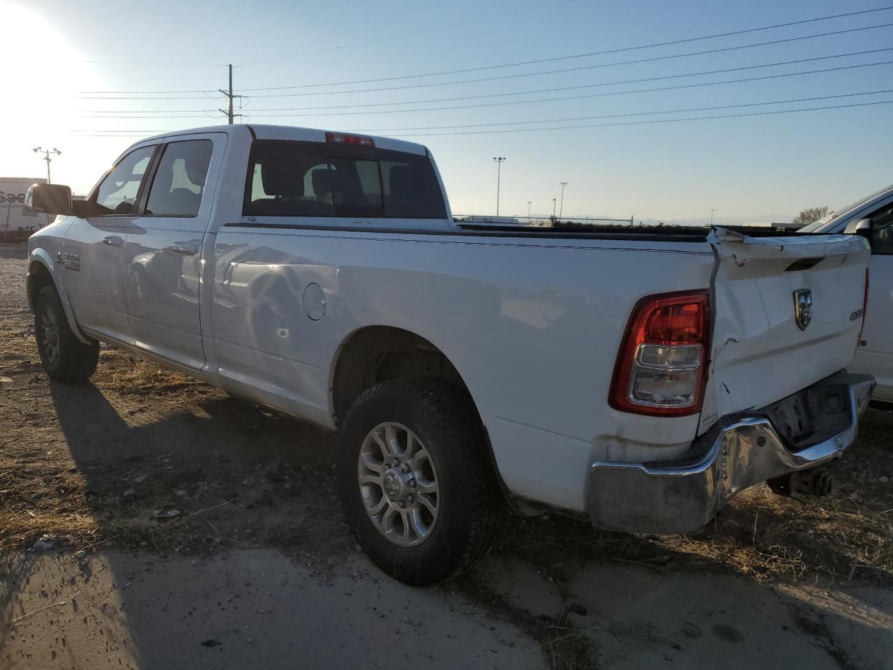 2014 RAM 3500 - Image 2