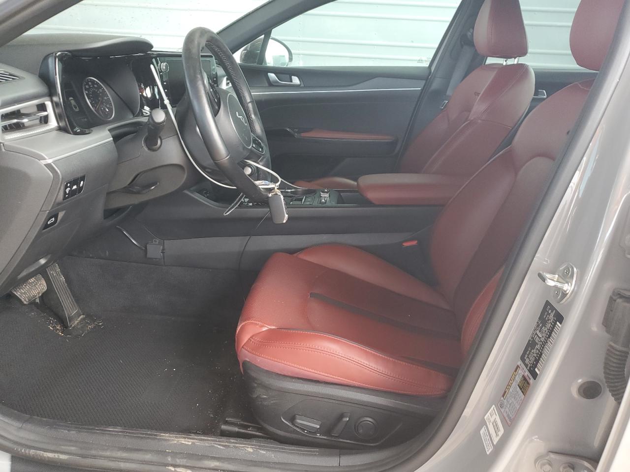 2022 Kia K5 - Image 7