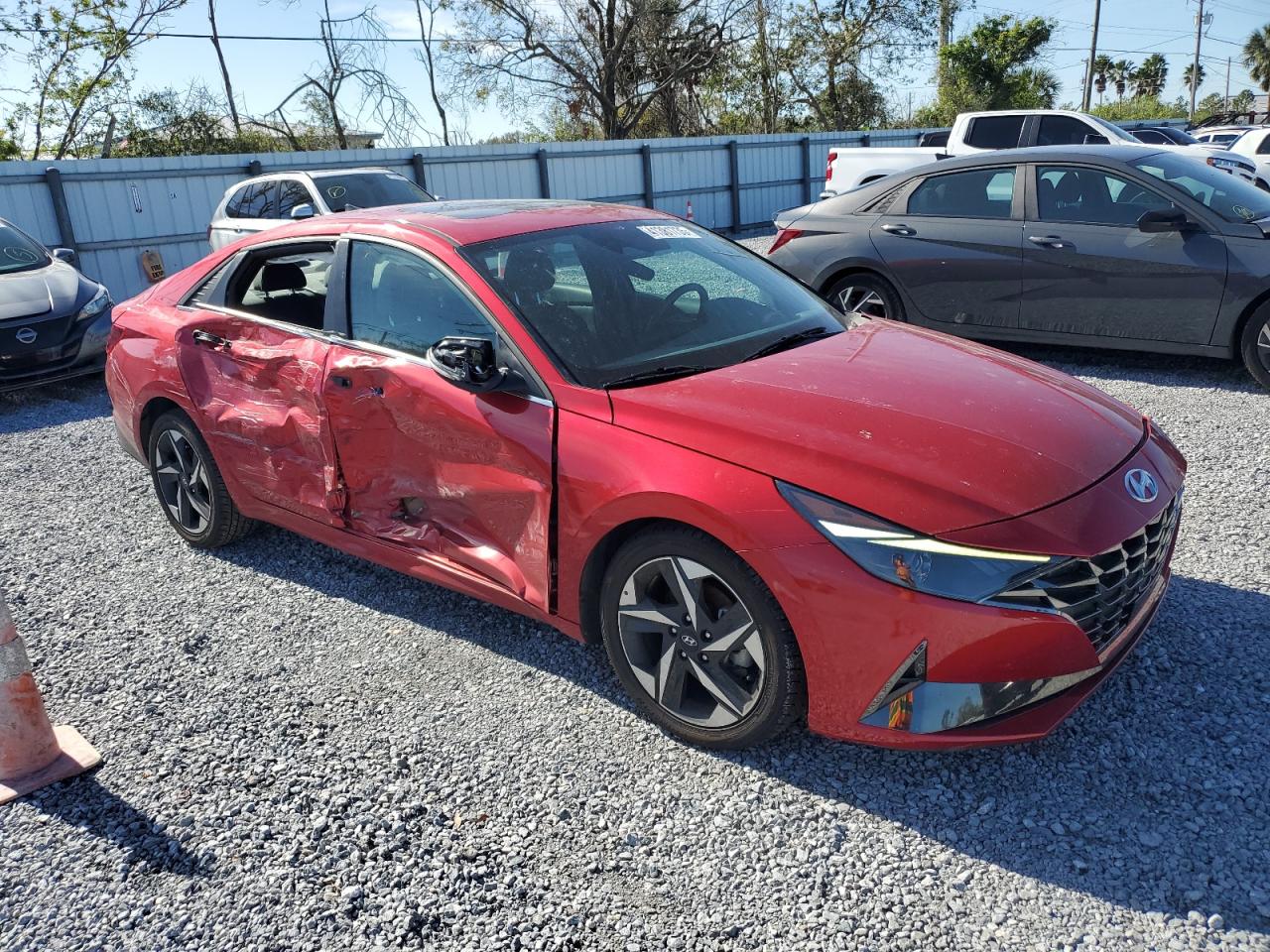 2021 Hyundai Elantra - Image 4