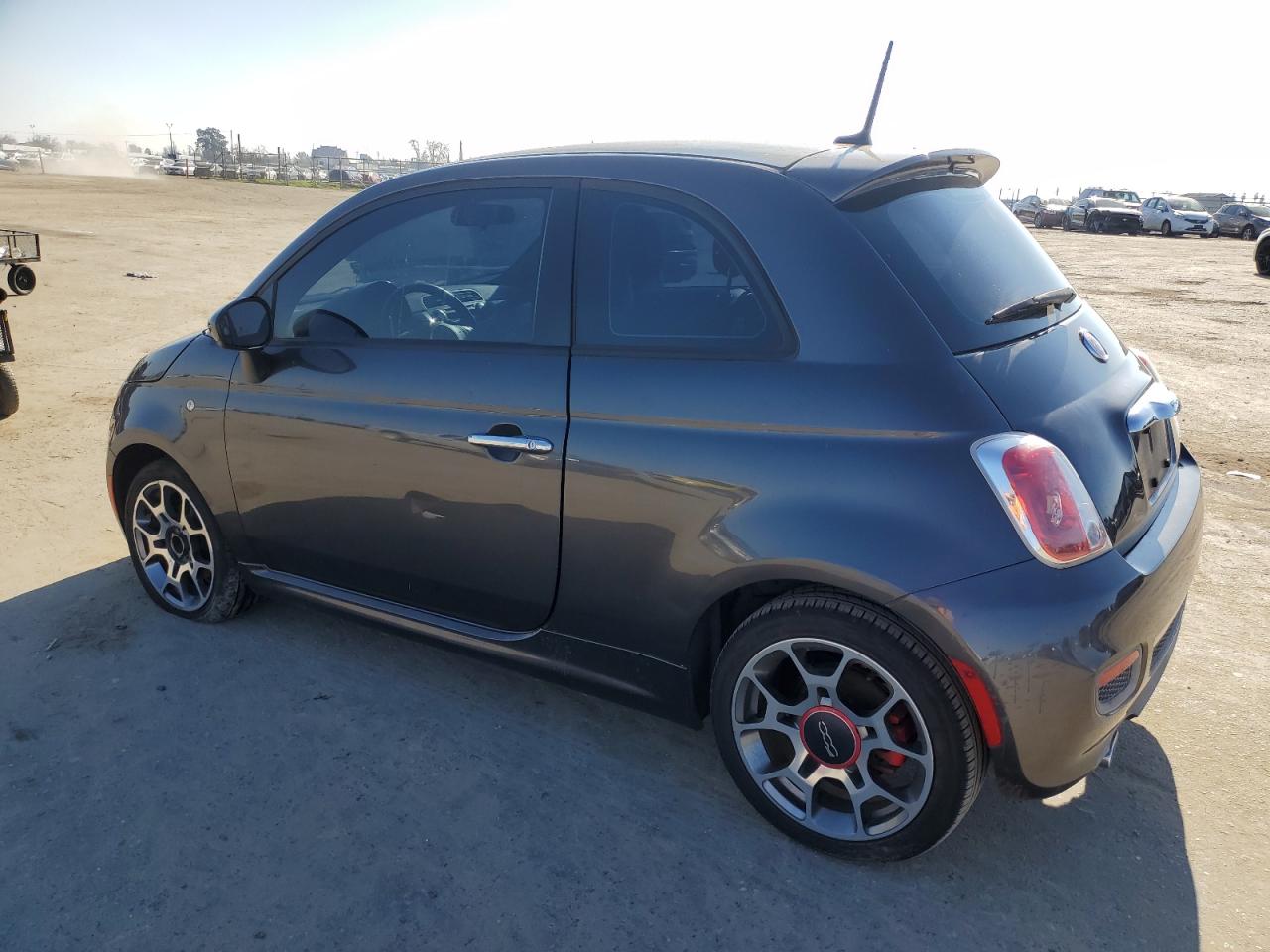 2015 Fiat 500 - Image 2