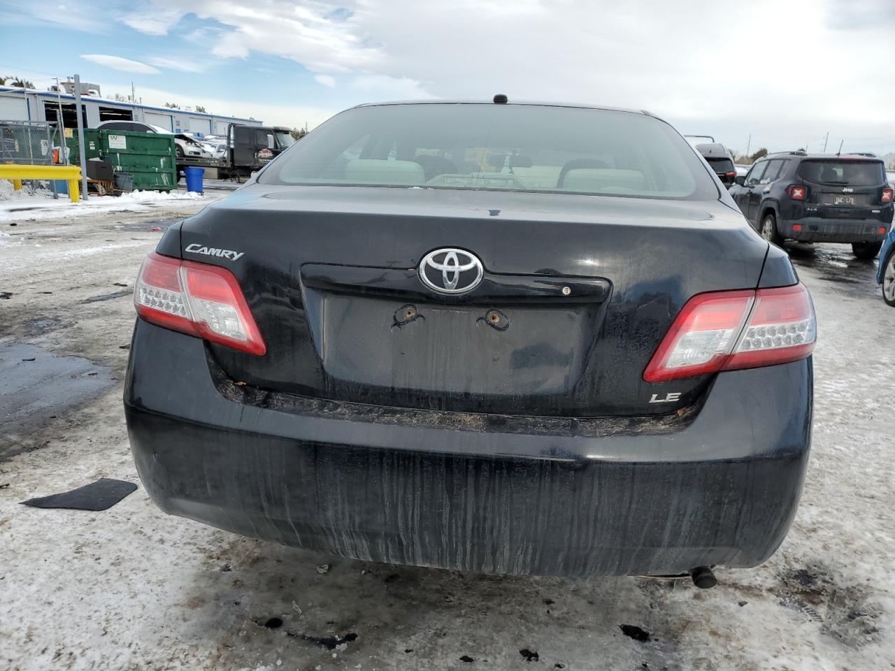 2011 Toyota Camry - Image 6