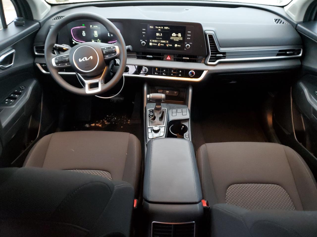 2024 Kia Sportage - Image 8