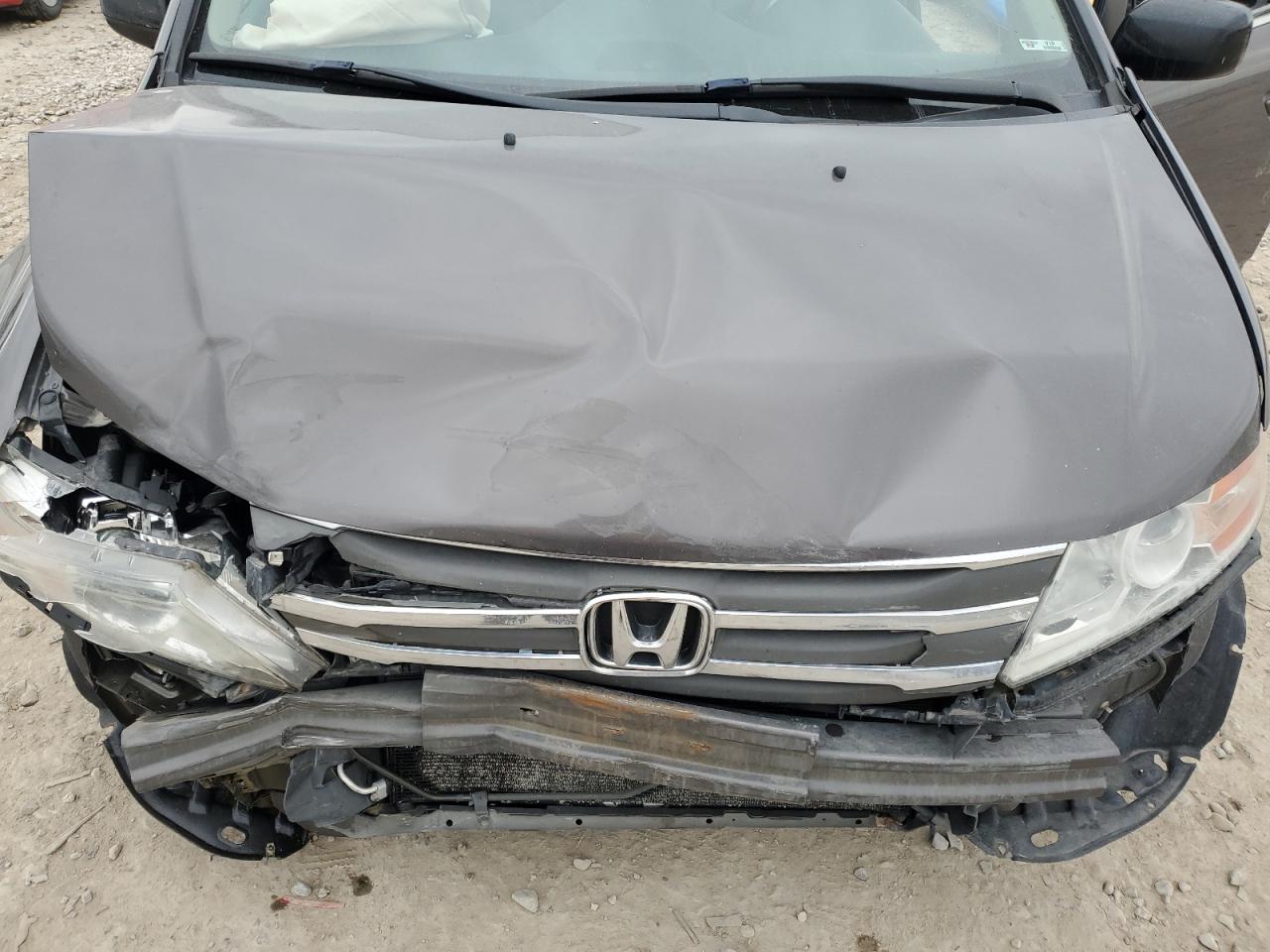2012 Honda Odyssey - Image 13