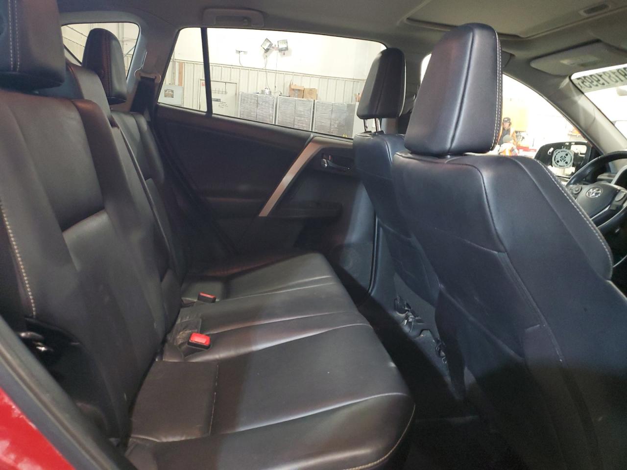 2015 Toyota RAV 4 - Image 11