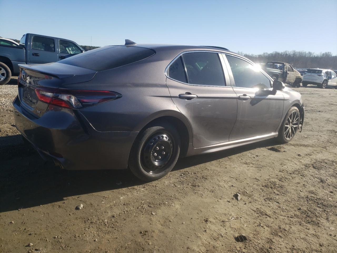 4T1T11AK7NU633901 TOYOTA CAMRY 2022