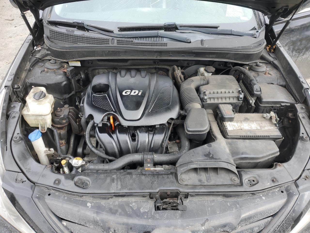 2013 Hyundai Sonata - Image 11