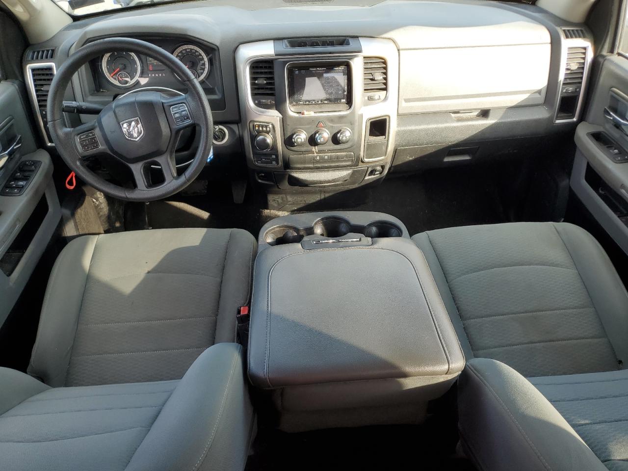 2016 RAM 1500 - Image 8