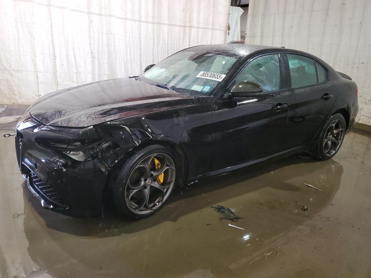 2017 Alfa Romeo Giulia - Image 1