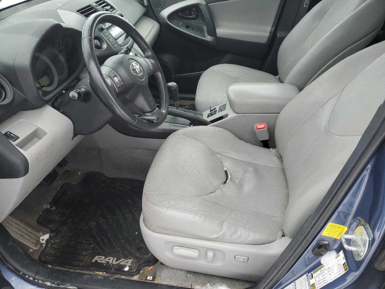2011 Toyota RAV 4 - Image 7