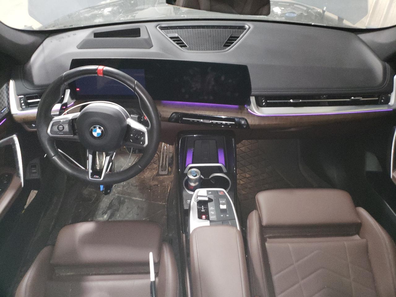 2024 BMW X1 - Image 8