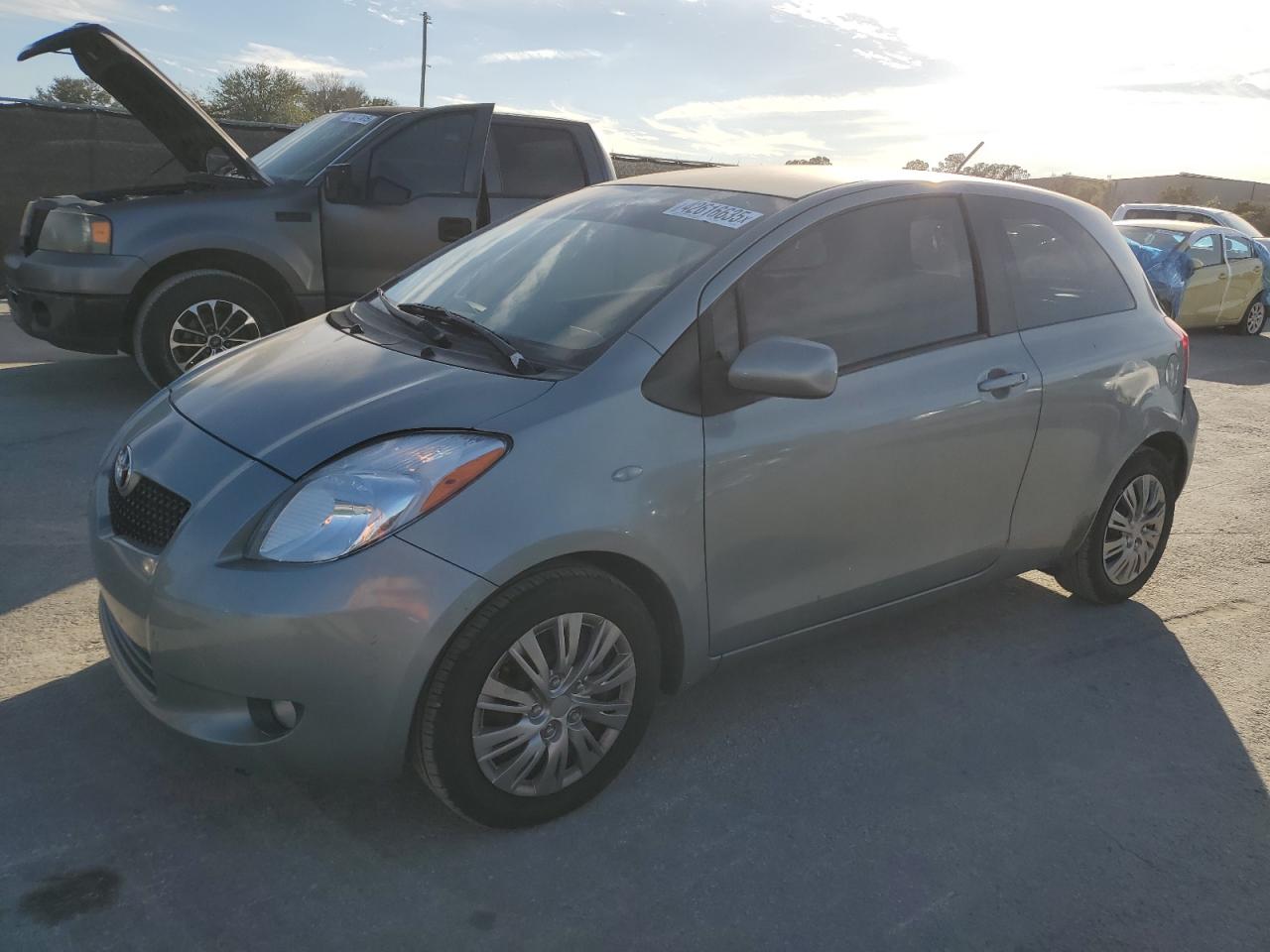 2008 Toyota Yaris - Image 1