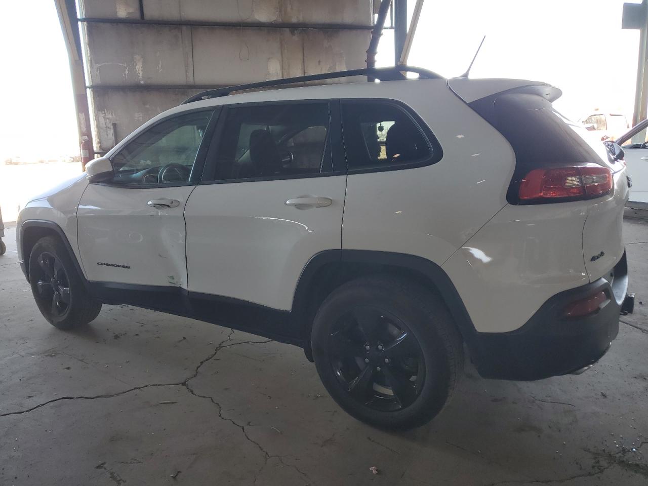 2015 Jeep Grand Cherokee - Image 2