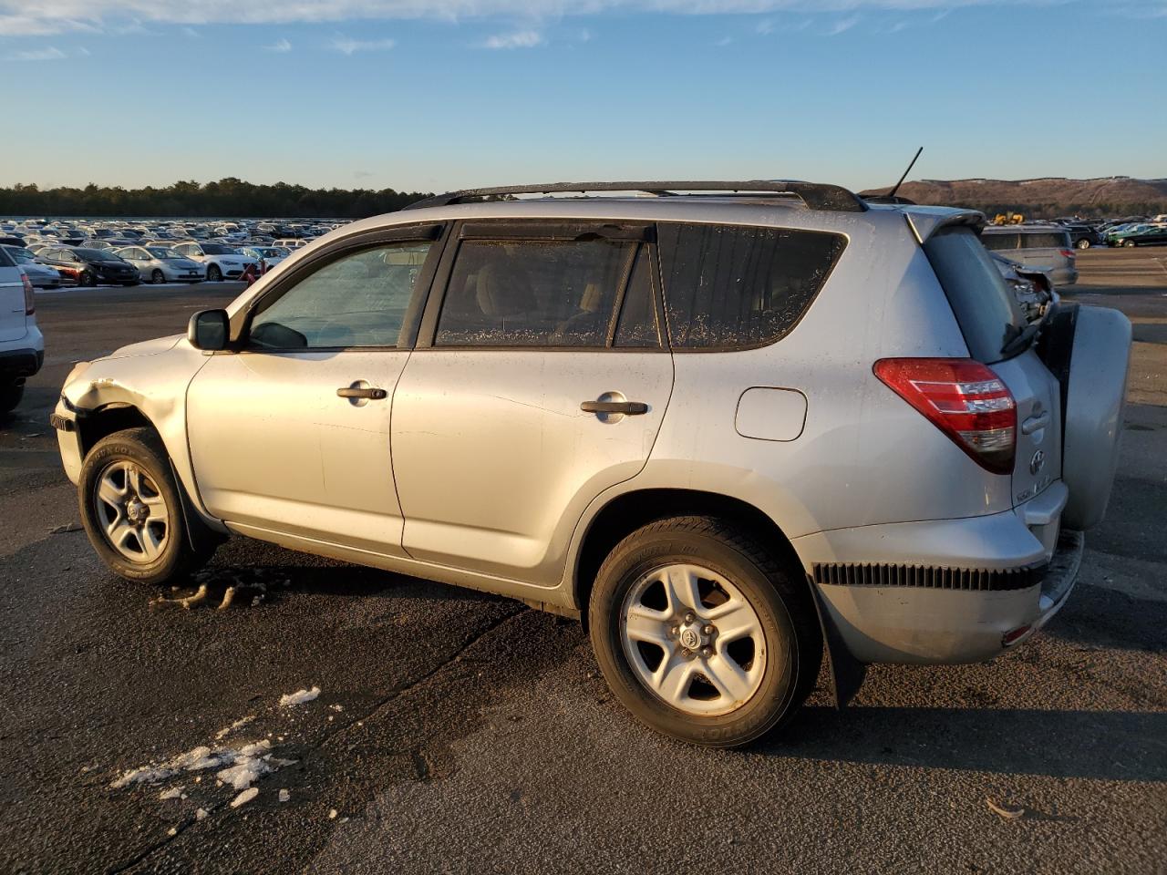 2010 Toyota RAV 4 - Image 2
