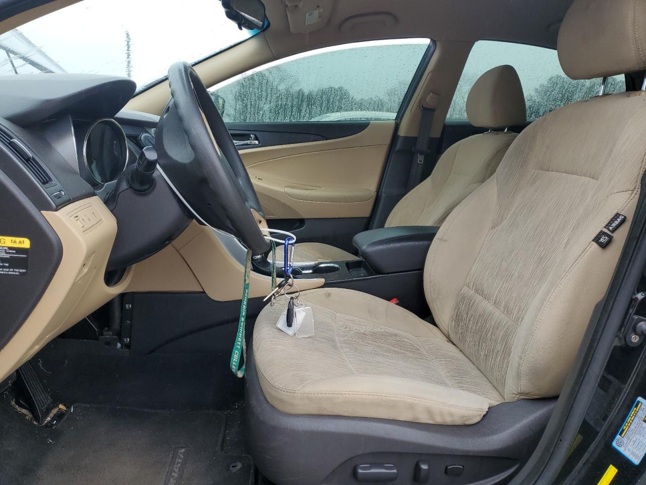 2012 Hyundai Sonata - Image 7