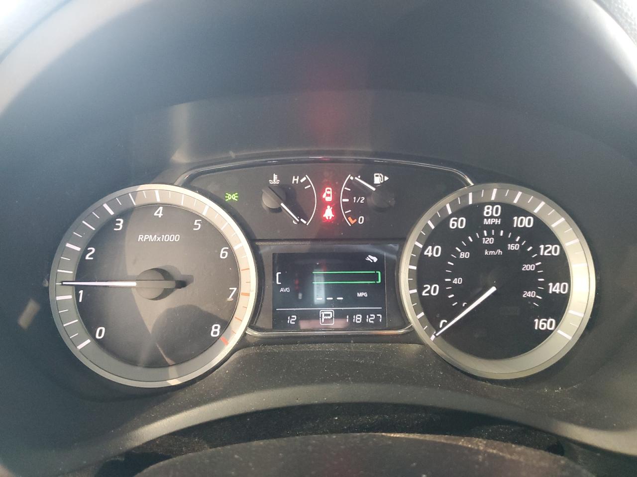 2015 Nissan Sentra - Image 9