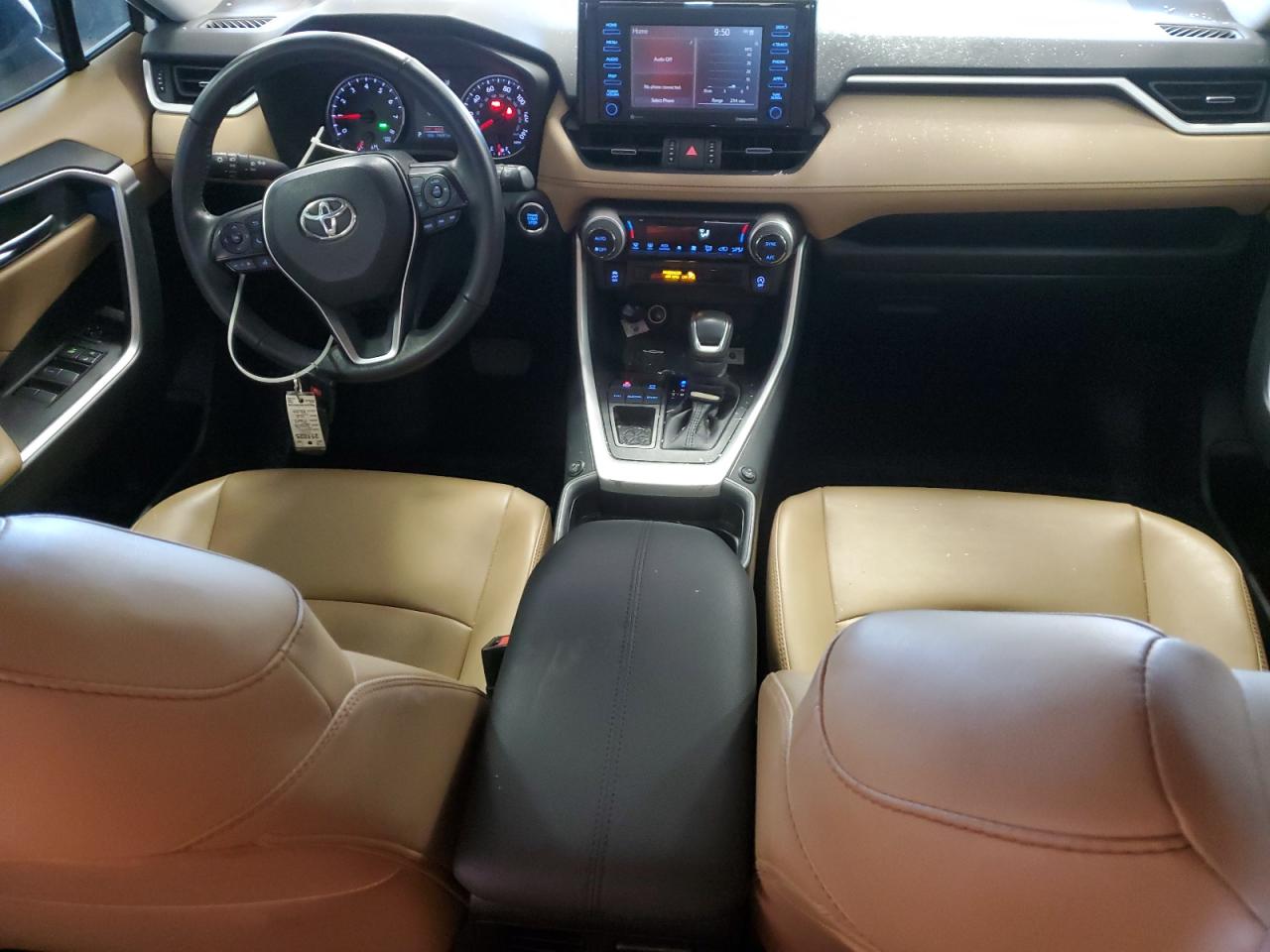 2021 Toyota RAV 4 - Image 8