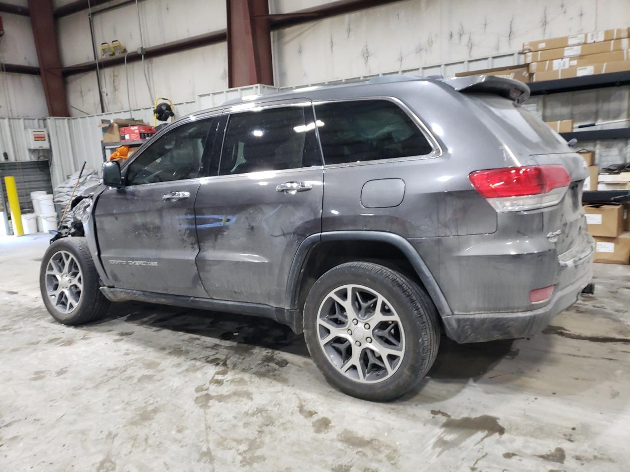2019 Jeep Grand Cherokee - Image 2
