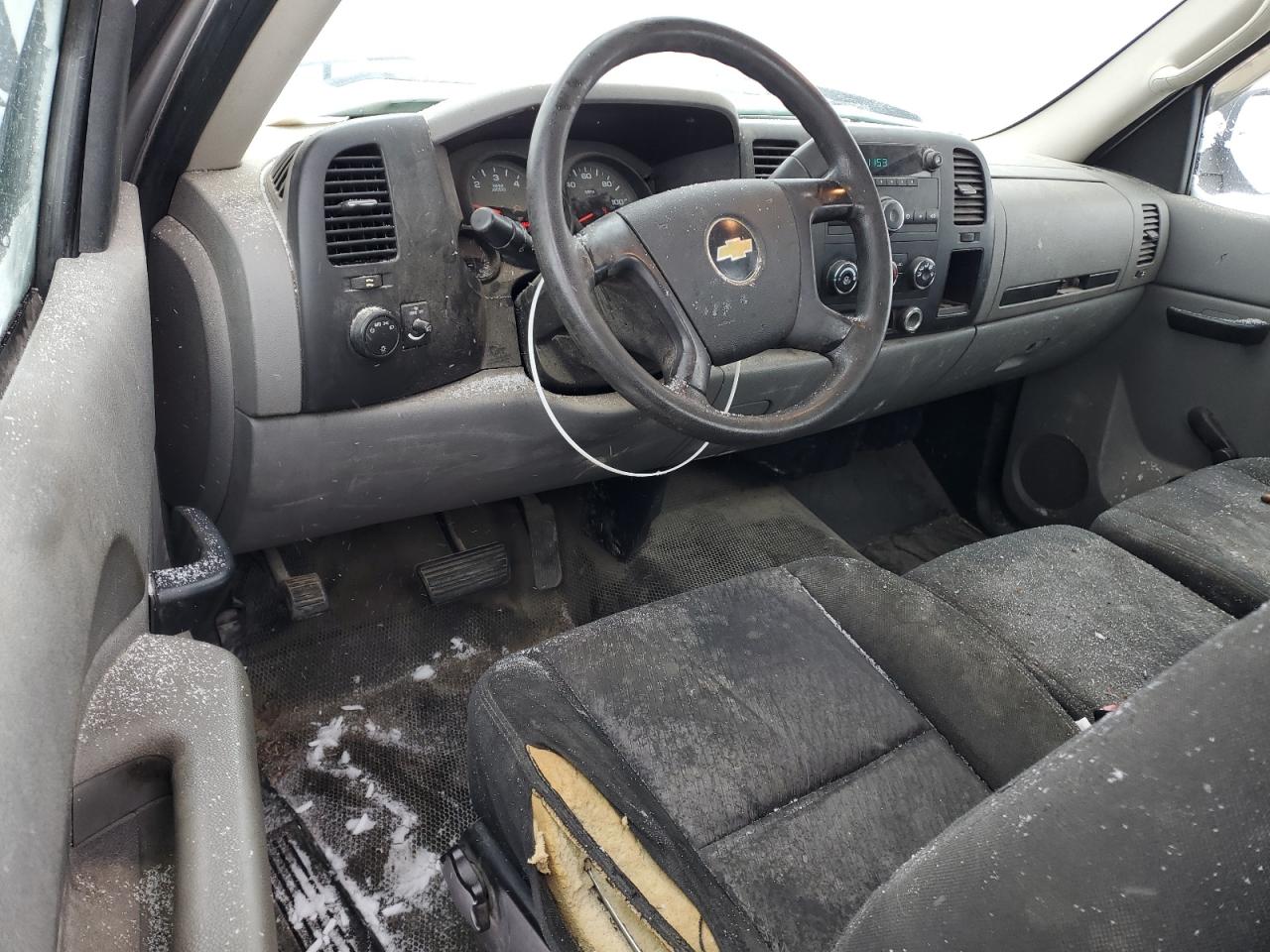 2010 Chevrolet Silverado C1500 VIN: 1GCPCPEXXAZ282441 Lot: 87194404