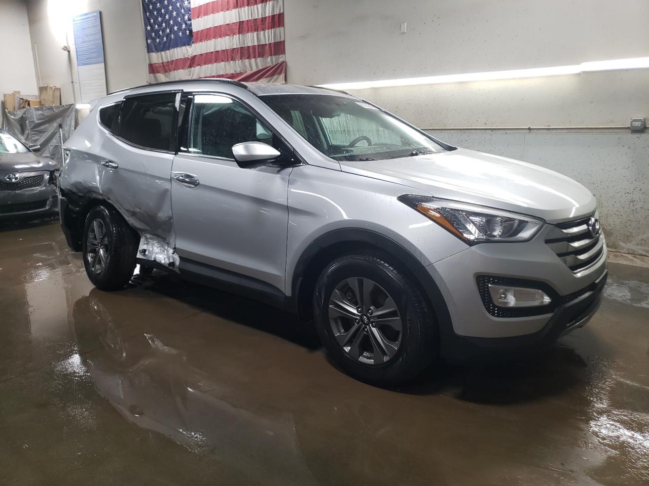 2015 Hyundai Santa Fe - Image 4