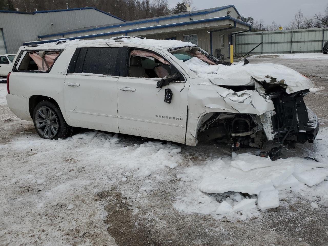 1GNSKJKC4GR137181 CHEVROLET SUBURBAN 2016
