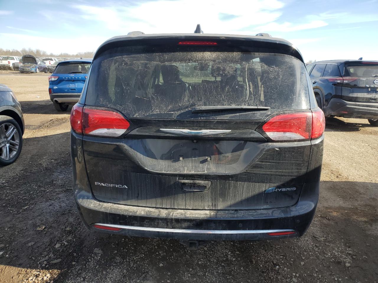 2018 Chrysler Pacifica - Image 6