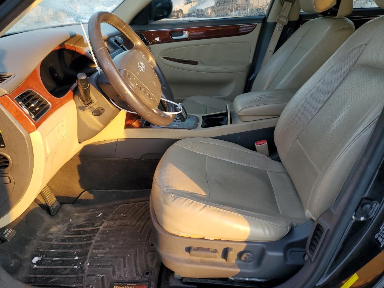 2013 Hyundai Genesis - Image 7