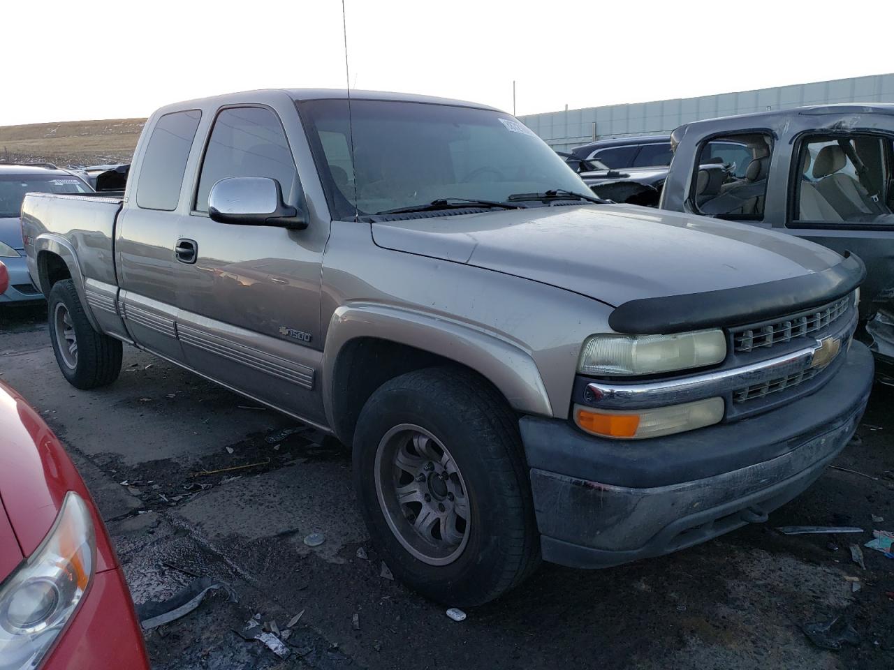 2000 Chevrolet Silverado - Image 4