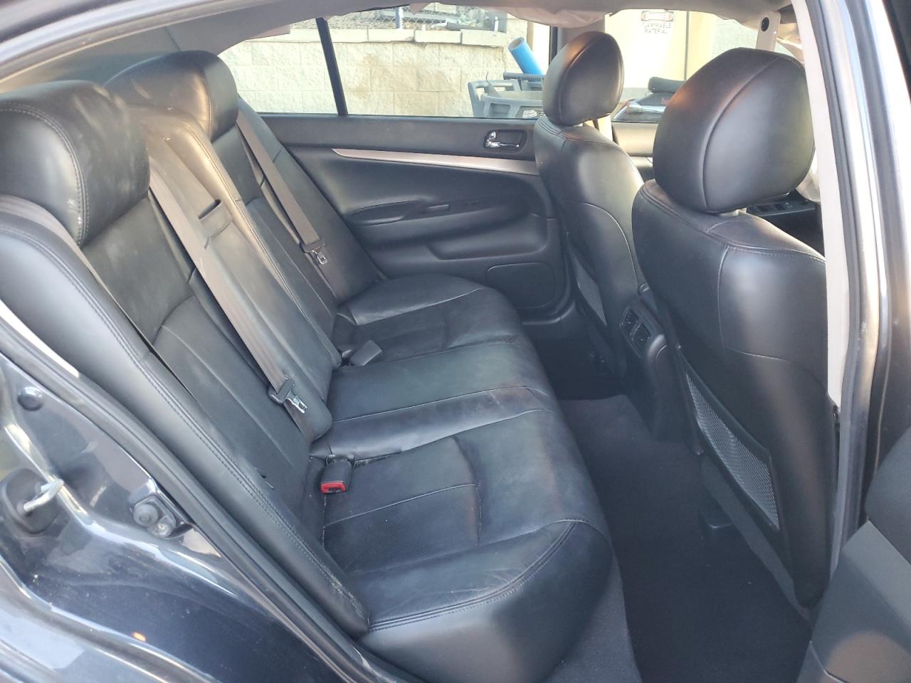 2013 Infiniti G - Image 11