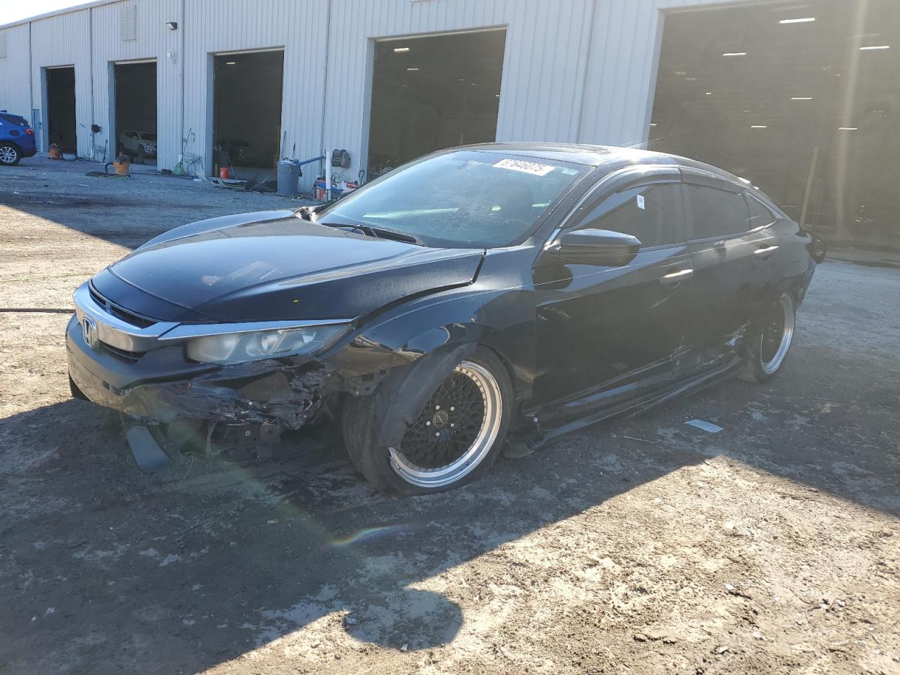 VIN 19XFC2F77GE085308 2016 HONDA CIVIC no.1