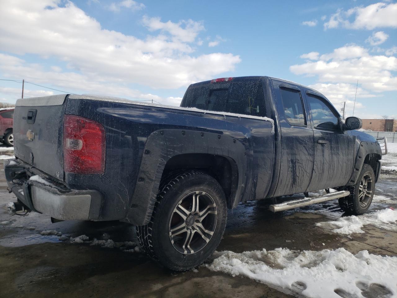 2010 Chevrolet Silverado - Image 3