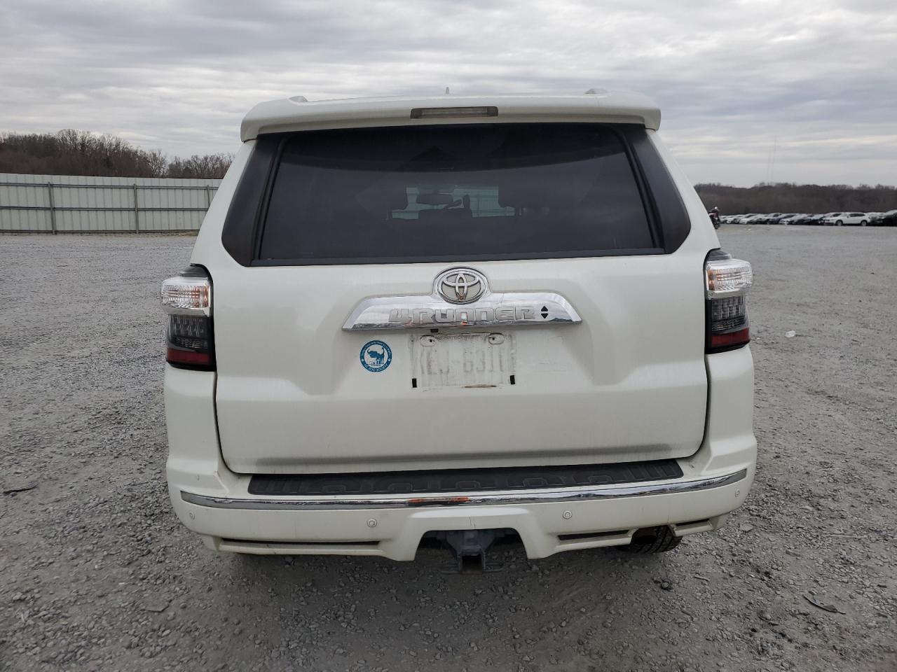 2014 Toyota 4Runner - Image 6