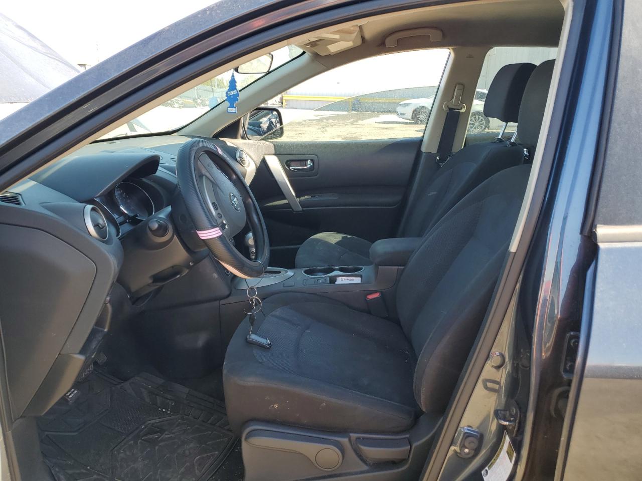 2015 Nissan Rogue - Image 7