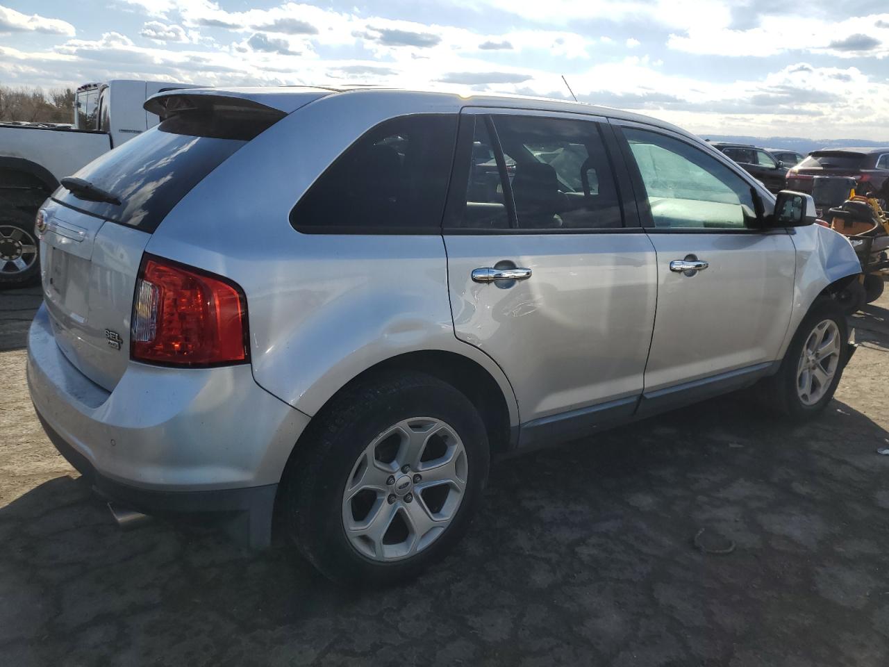 2011 Ford Edge - Image 3